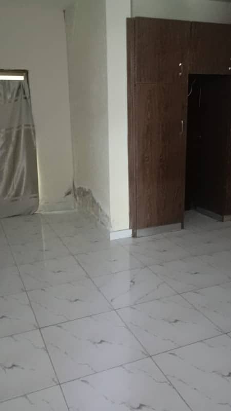 10MARLA TILE FLOORING 3RD FLOOR PORTION FOR RENT IN ALLAMA IQBAL TOWN 1