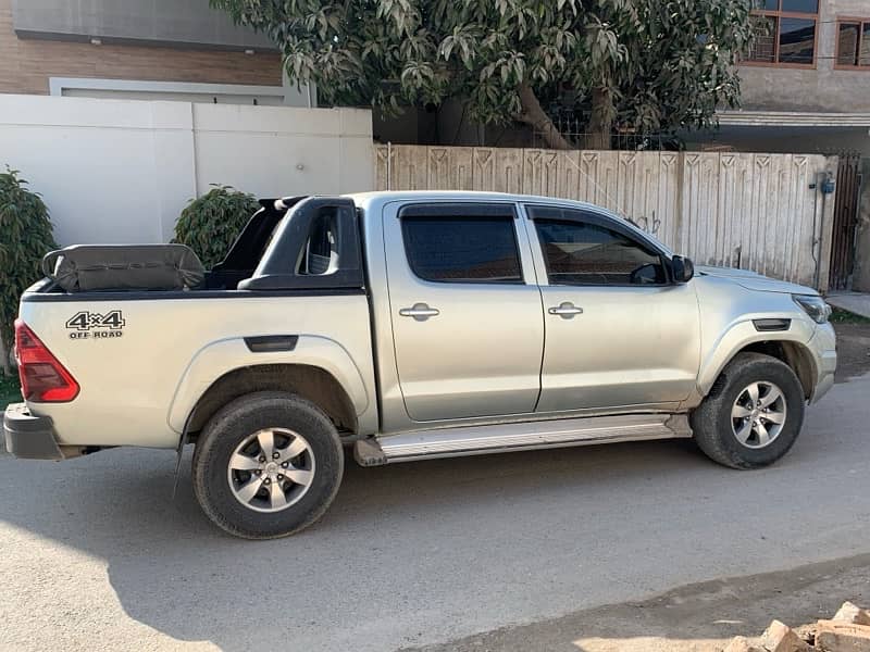 Toyota Hilux 2005 6