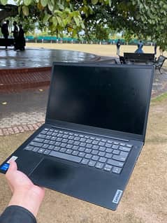 Lenovo v14 g3 i5-12th gen