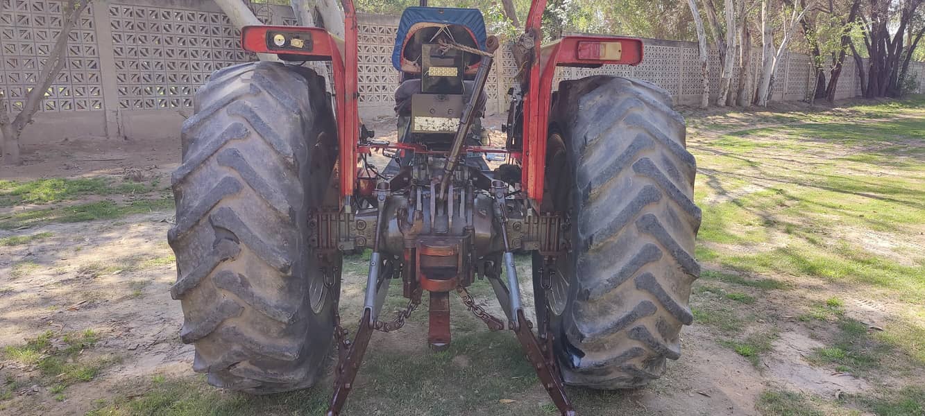 Massey Ferguson Tractor (For Sale ) 1