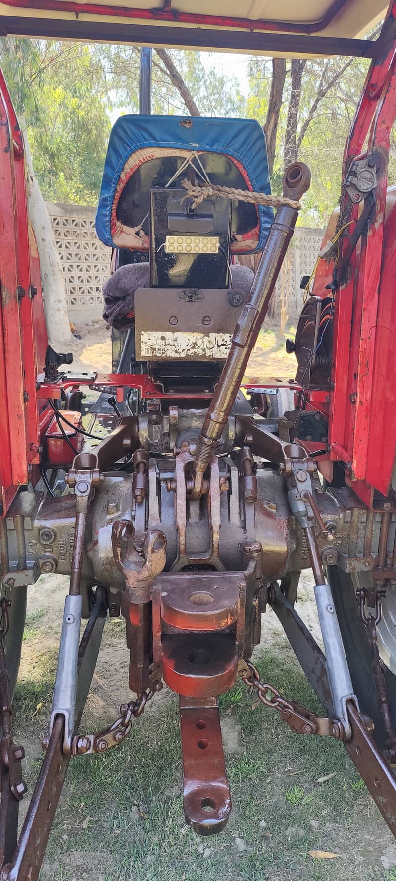 Massey Ferguson Tractor (For Sale ) 3