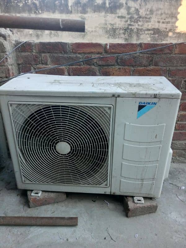 Daikin 1.5 Ton 0