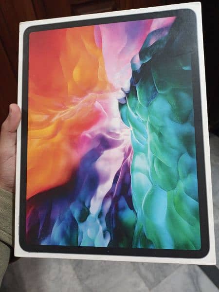 Ipad Pro 2020 12'9 inches with box and apple pencil gen 2 7