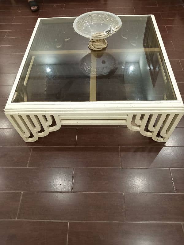 Center table and side tables 0