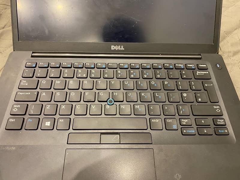 Dell laptop Latitude i7 6th generation 8/256gb 6