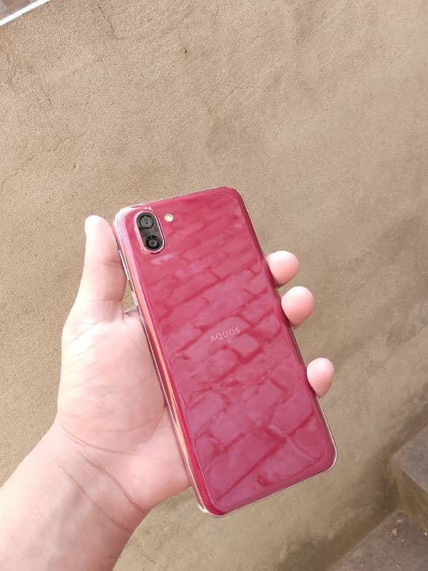 Aquos r2 non pta 4