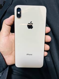 iphone xs max F. C