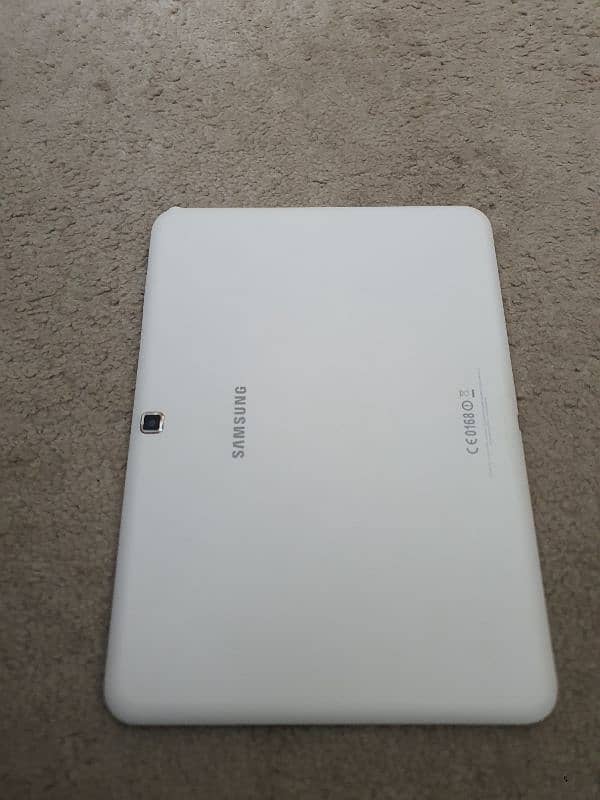 Samsung galaxy tab 4 New condition 4