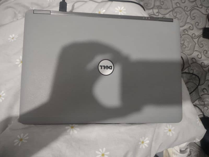 Laptop Dell Latitude E7440 Core i7 4th Gen 0