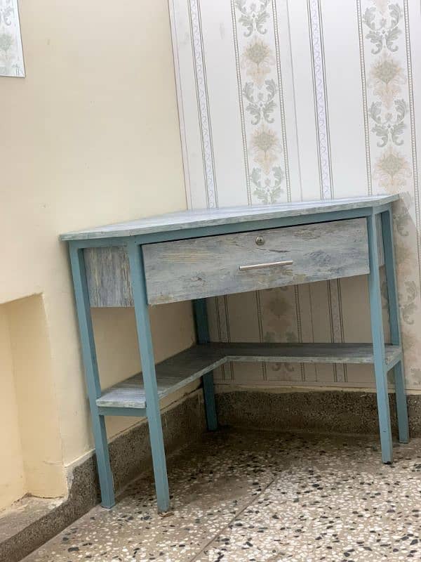 Used Study Table for Sale 3