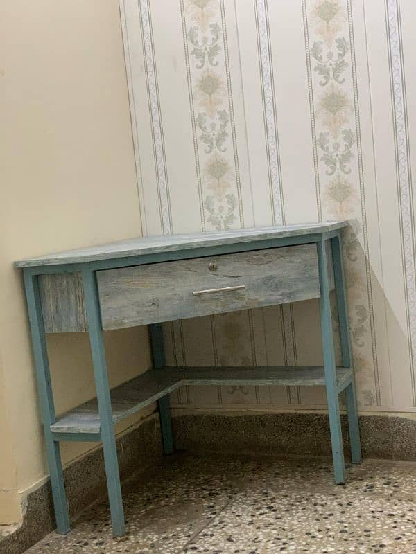 Used Study Table for Sale 4