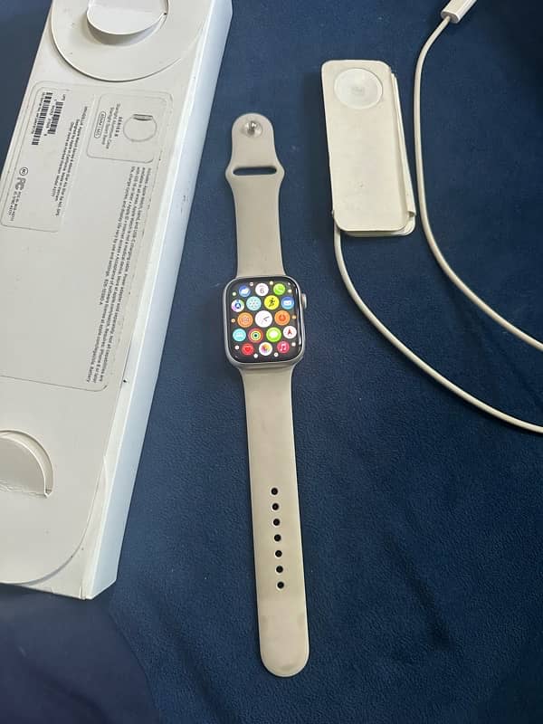 apple series 8 watch 2