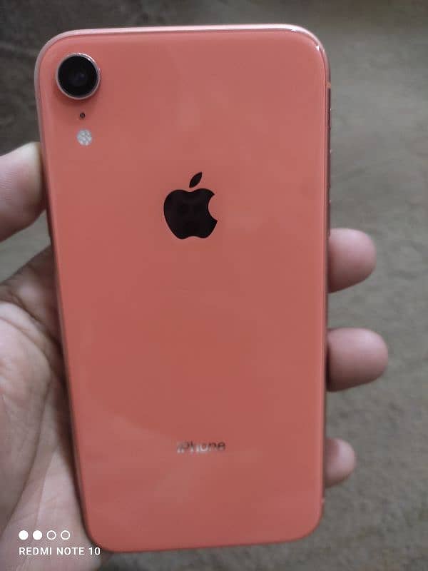 iPhone XR 64Gb 3