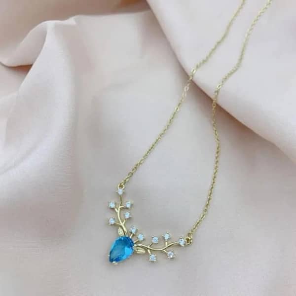 Blue Diamond Deer Gold - Necklace 0