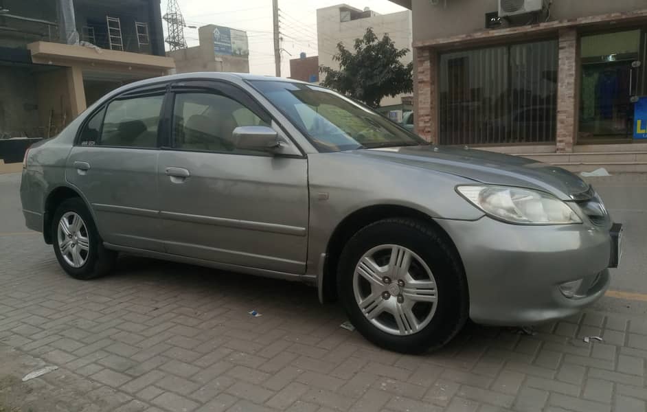 HONDA CIVIC EXi AUTO 2005 VERY NEAT & CLEAN LIKE NEW 0336 6933661 0