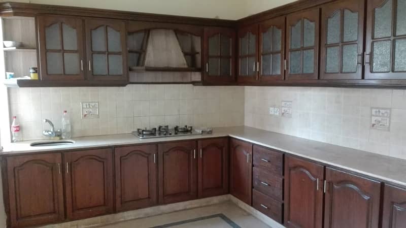 Modern 3-Bedroom Ground Portion for Rent in Prime Location, E-11 Islamabad 8