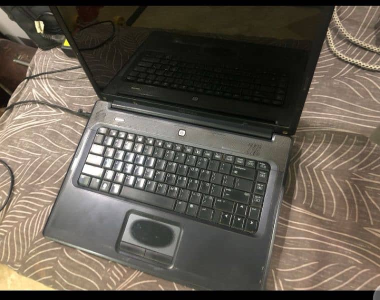 Dell Dual core 1.73GHz , RAM 2GB/ Storage 55GB 3