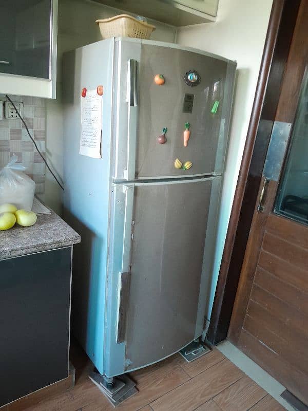 Refrigerator 0