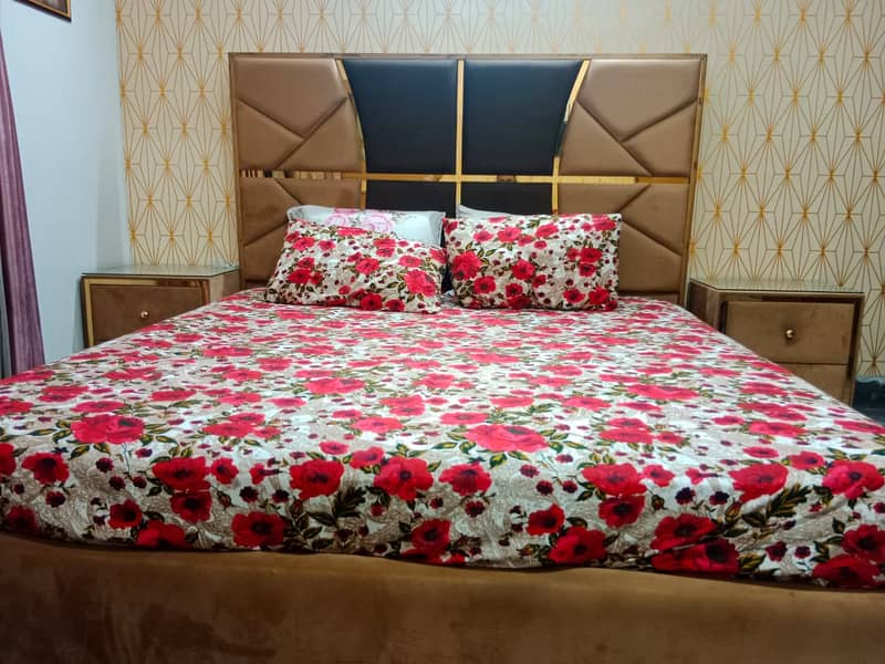 1-Year-Old Bed Set in Perfect Condition – For Sale! 0