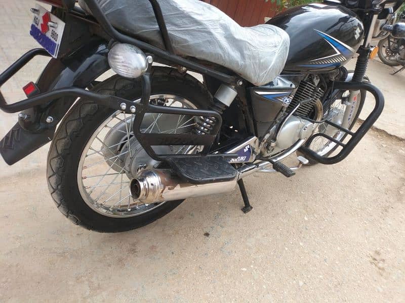 Suzuki 150 karachi number second owner 8