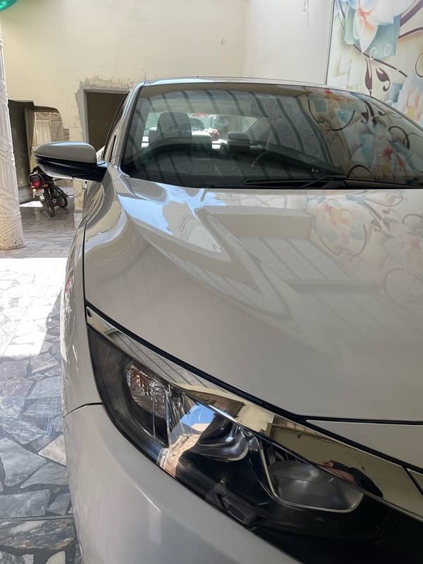 Honda Civic Oriel 2019 10