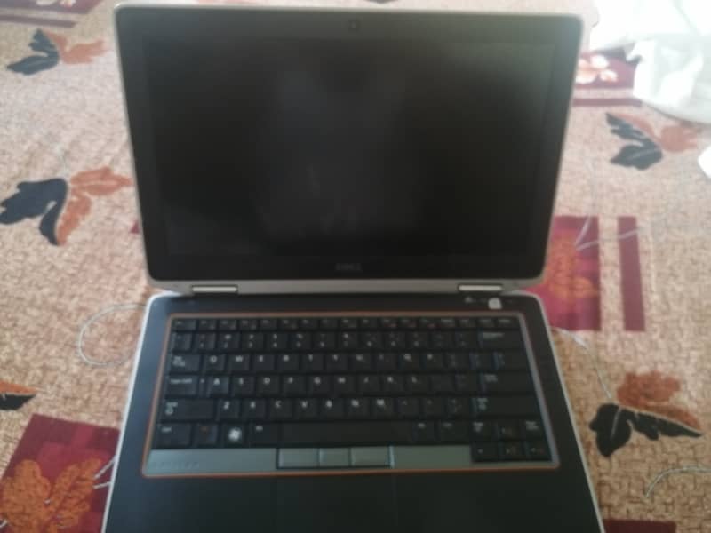 Dell latitude E6320 4