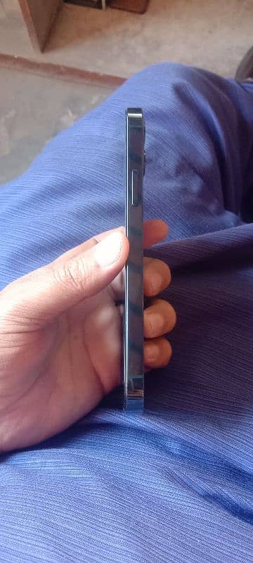 iphone 12 pro 10/9 non pta 3