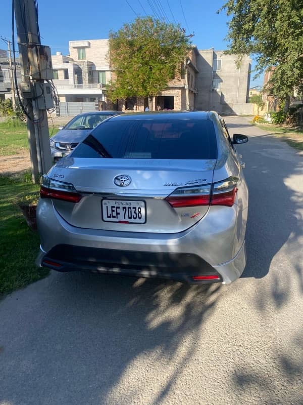 Toyota Corolla Altis 2015 6