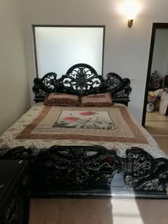 Chiniotti Carving Bed set in pure wood