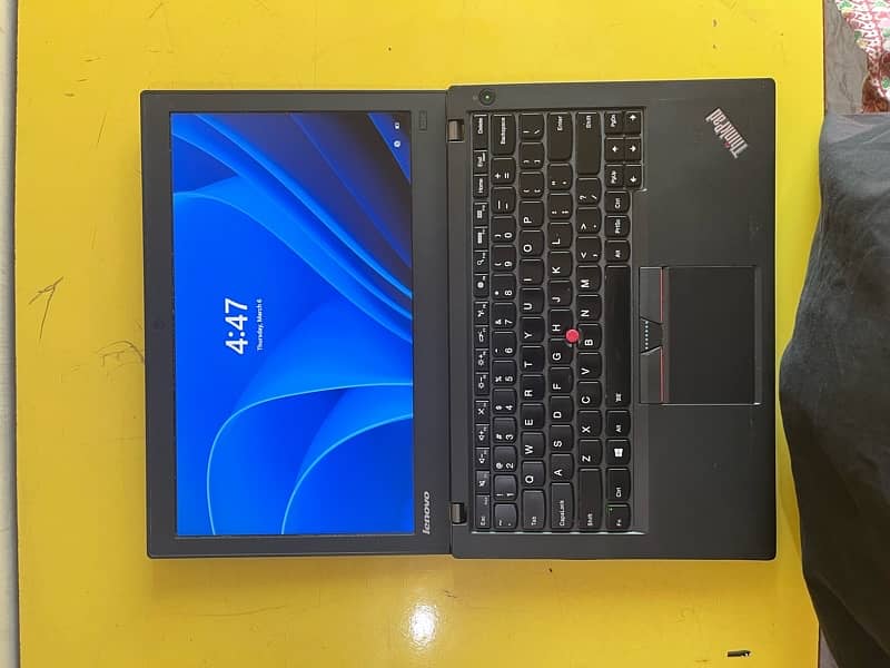 Lenovo ThinkPad X250 | Core i3 6th Gen | 8GB RAM | 256GB SSD 2