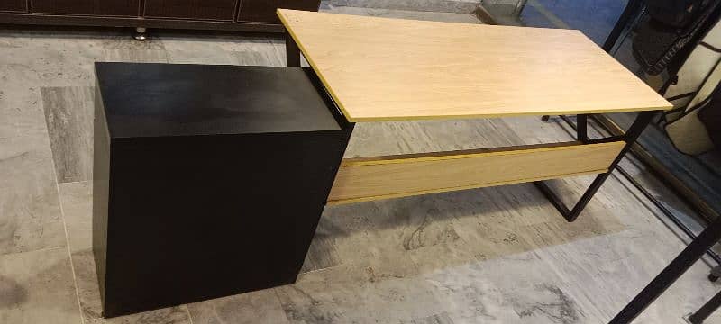 office table and side table 3