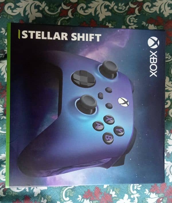 Barely 1 month used Xbox series special edition controller 0