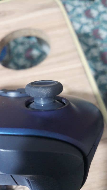 Barely 1 month used Xbox series special edition controller 11