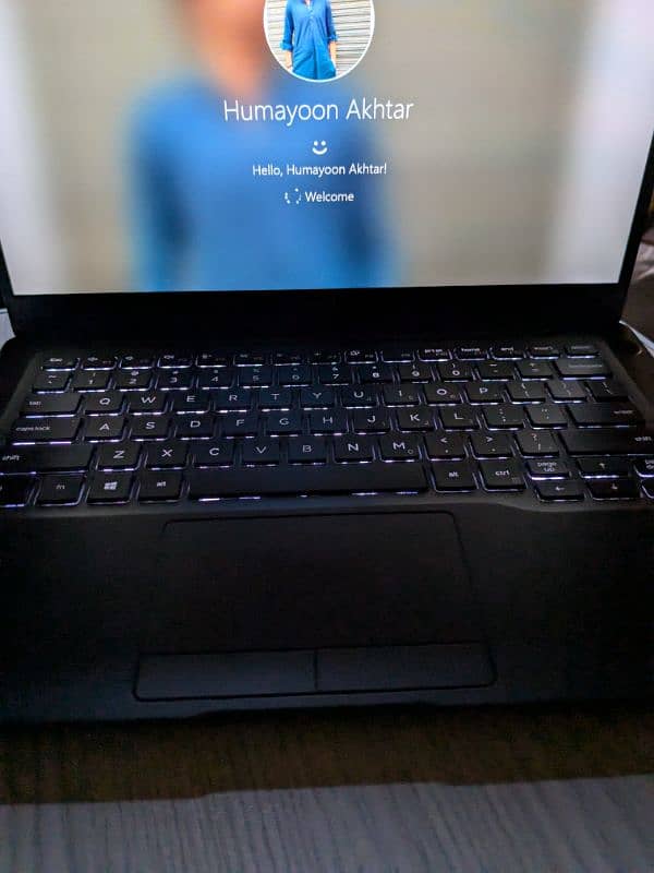 Dell Latitude 7300 Core i7 8th Generation 5