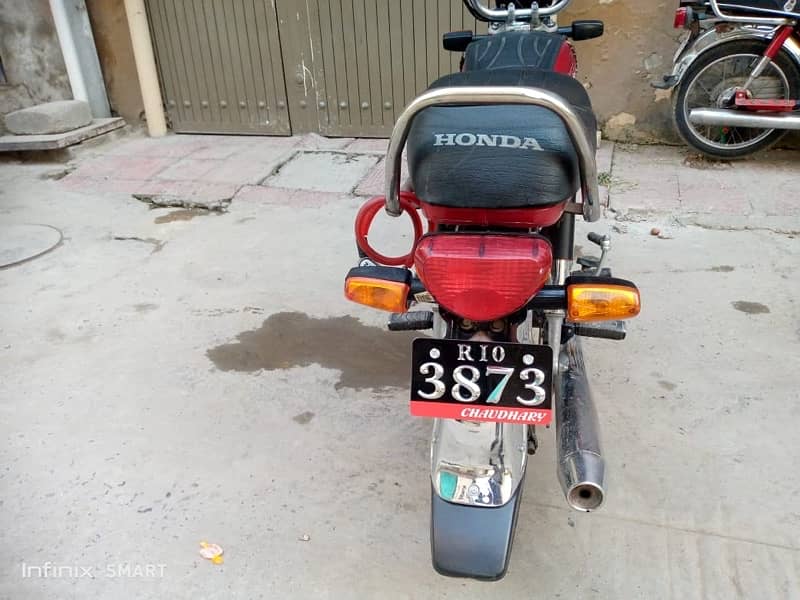 Honda CD 70 4