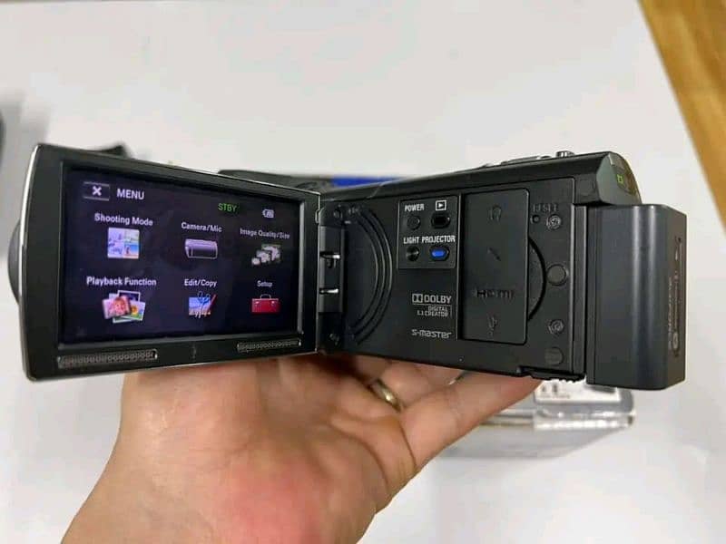 Sony Projector Handycam | PJ-590 | 20.4 mega pixels | videocamera 3