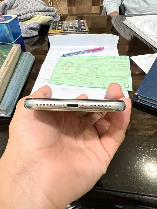 IPHONE X  Silver PTA APPROVE 4