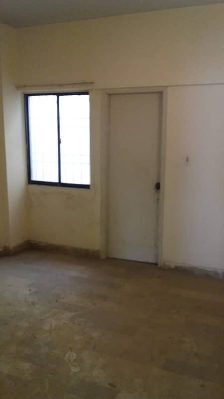 2 BEDS DRAWING DINING FLAT 5