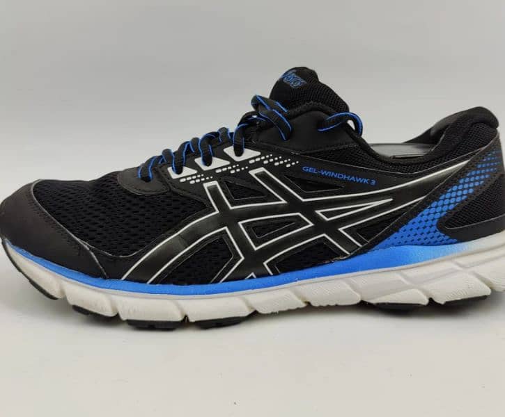 Asics Windhawk 3 In Excellent Condition. 0