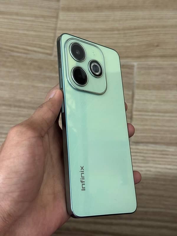 Infinix Hot 40i 8+8 128gb 7