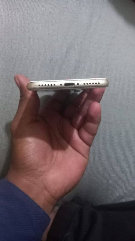 iPhone 7 non pta 3