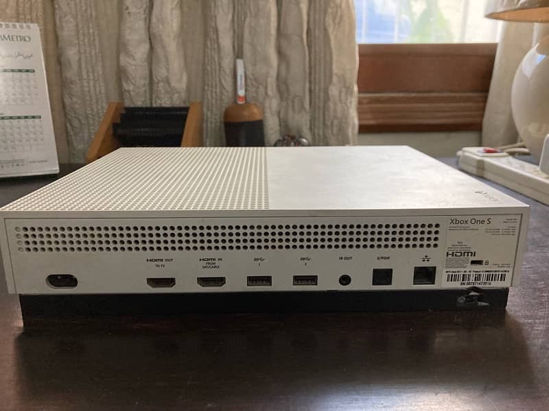 Xbox One S (Dead) 2