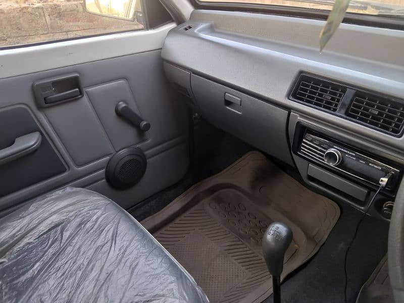 Suzuki Mehran VXR 2015/16 0