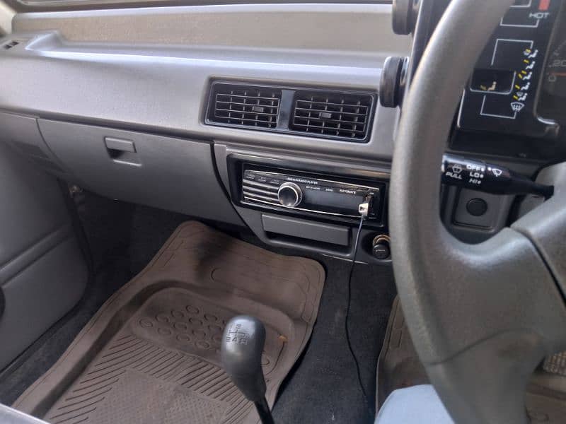 Suzuki Mehran VXR 2015/16 2