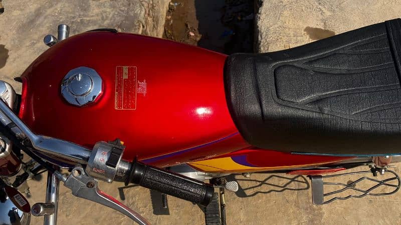 Honda CD70 Bike for sall  condition 10 by 10 1