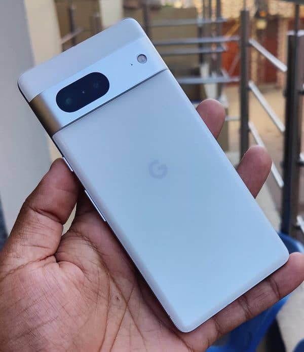 Brand New Google Pixel 7 (128GB) PTA Approved 1