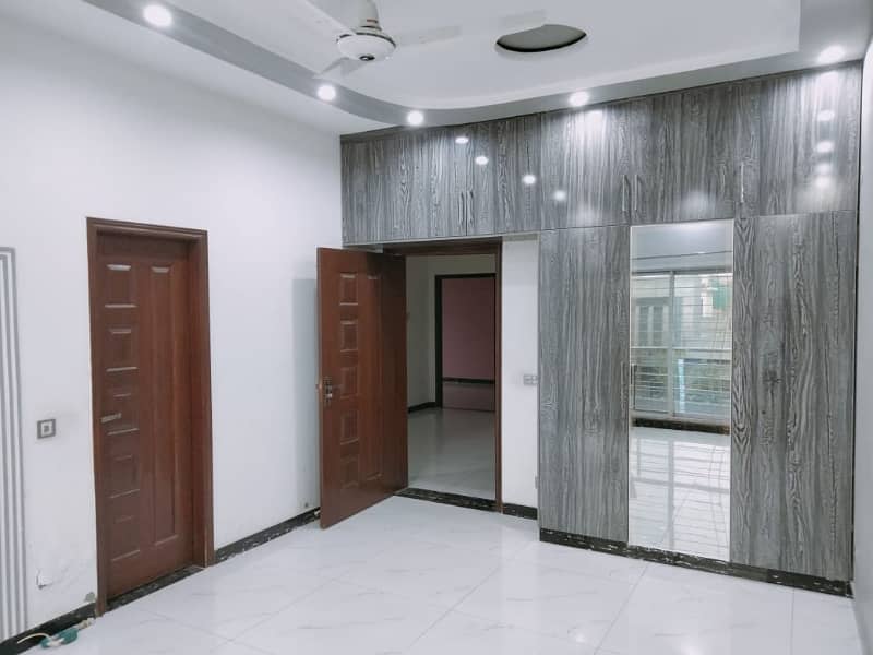 Brand New 10 Marla upper portion for rent available with gas near DHA M block 1