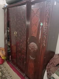 4 door wardrobe + cabinet