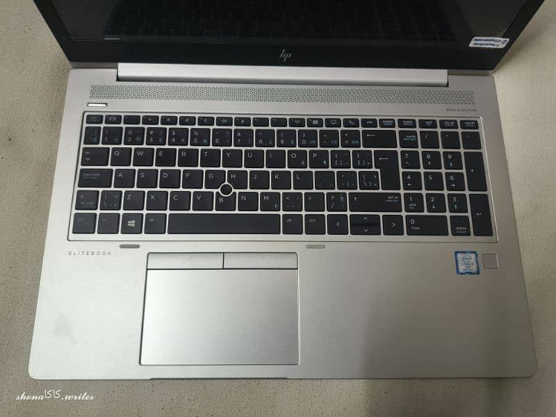 want to sell HP Core i7 8th generation HP EliteBook 850 G5 1