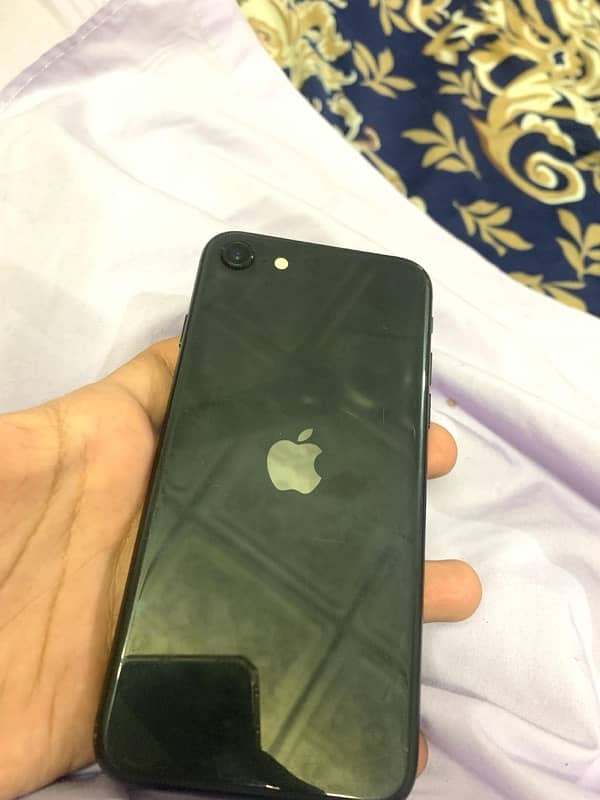 Iphone SE 2020 64gb factory unlock 2